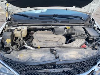 2020 Chrysler Pacifica Limited - Engine Compartment Image